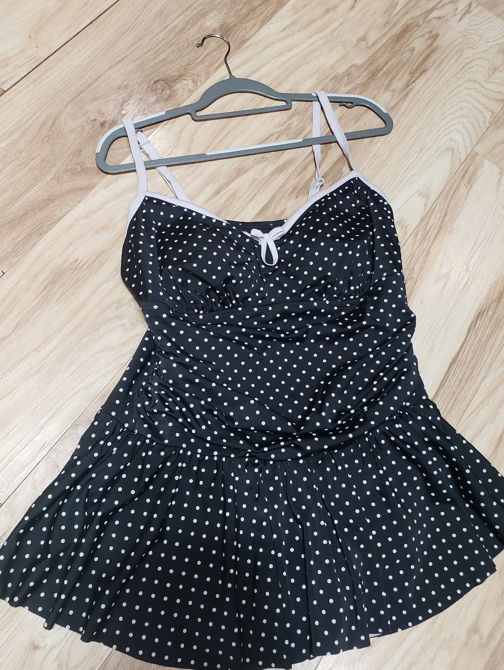 Black /White Poka Dots One Piece Swim Dress With Attached Bottoms 16w Plus Size